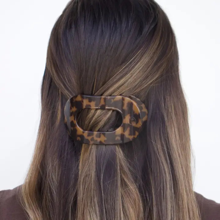 Tortoise Flat Round Hair Clip - Medium